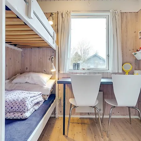 Holiday home Three-bedroom Holiday In *