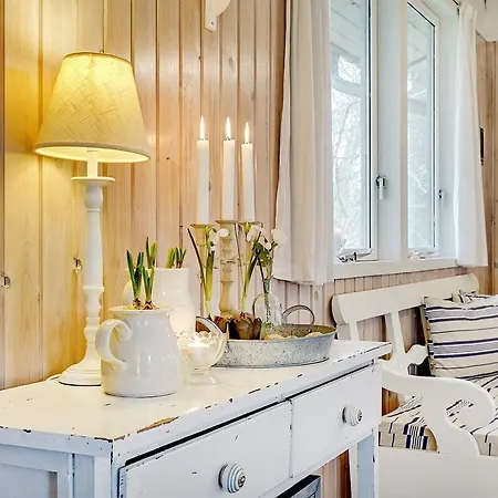Holiday home Three-bedroom Holiday In Hals